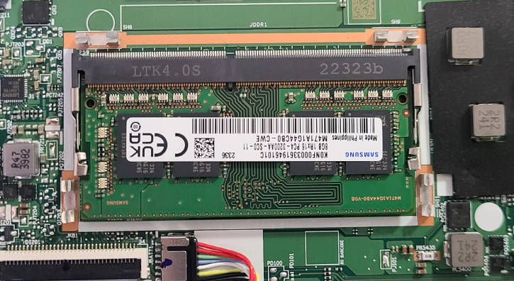Lenovo Slim3 15ABA7 R5 - 内部 - メモリマウント